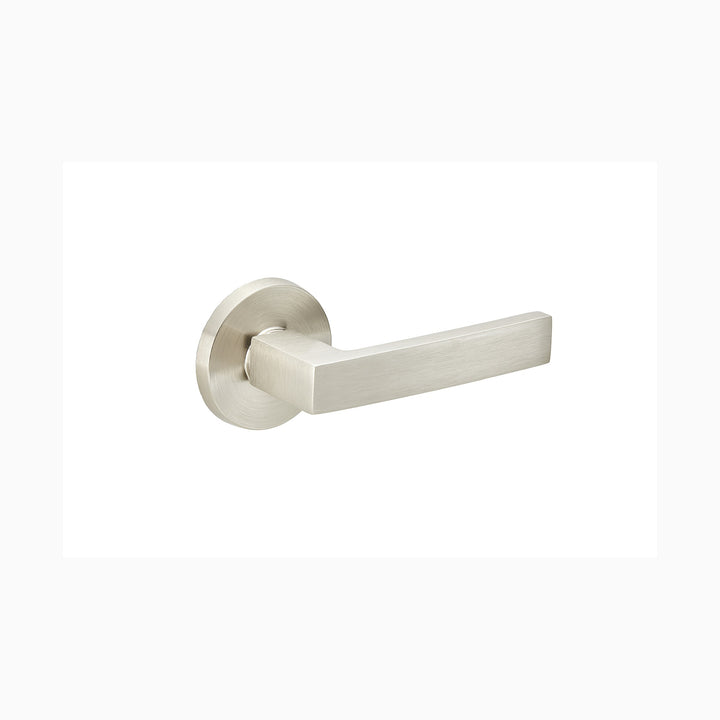 Omnia Mano 817 Lever Set — Round Rosette