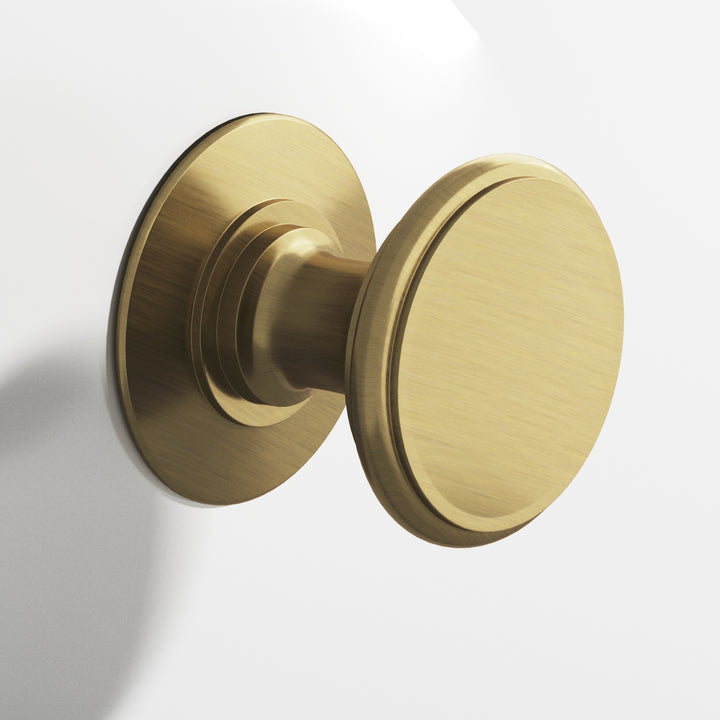 Colonial Bronze 1384 Round Cabinet Knob in Antique Brass