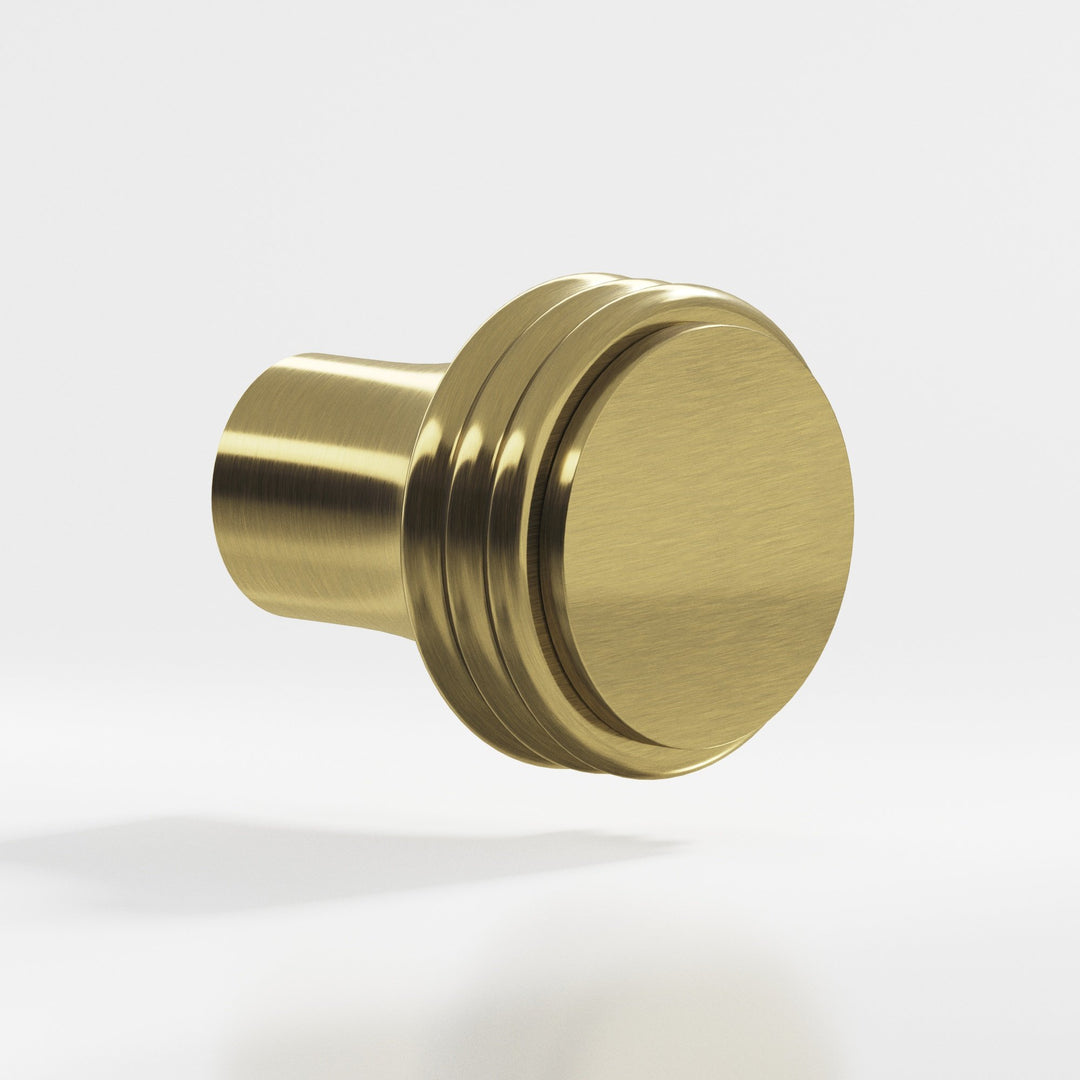 Colonial Bronze 376 Round Cabinet Knob in Antique Brass