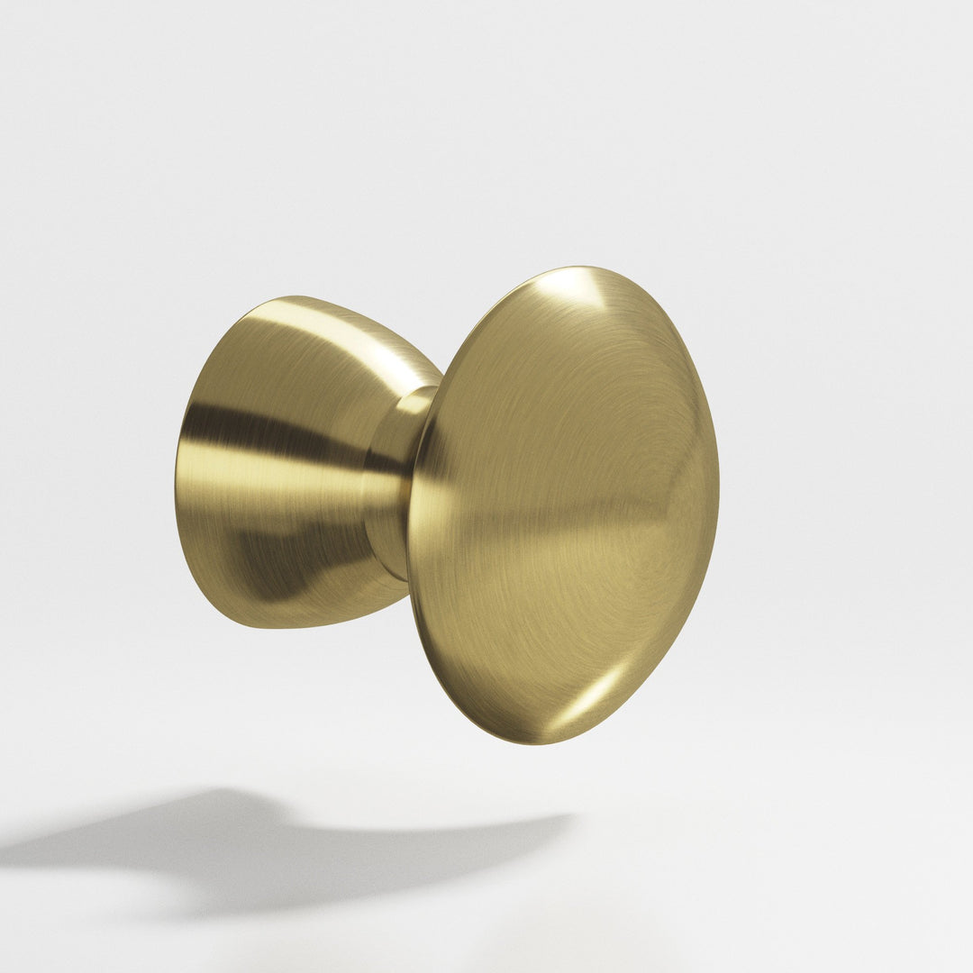 Colonial Bronze 118 Round Cabinet Knob in Antique Brass