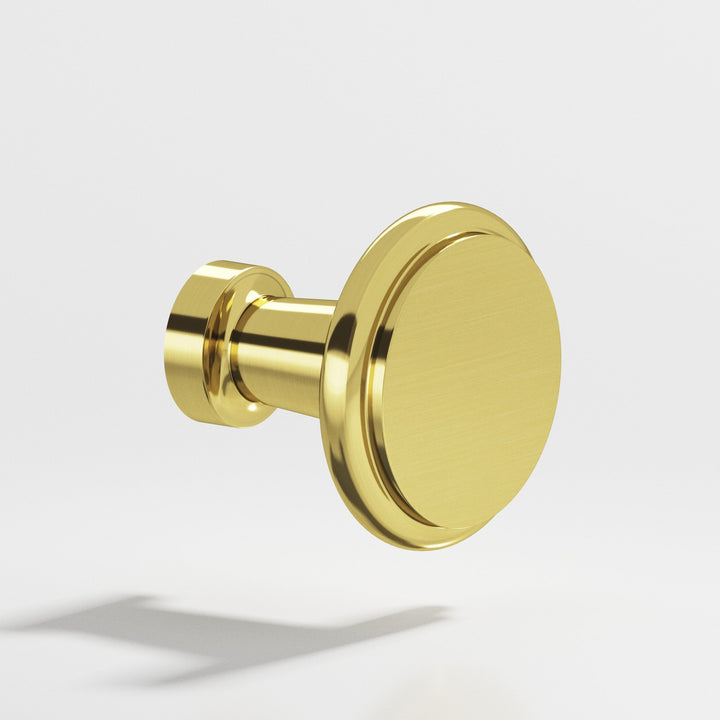 Colonial Bronze 138 Round Cabinet Knob in Unlacquered Polished Brass