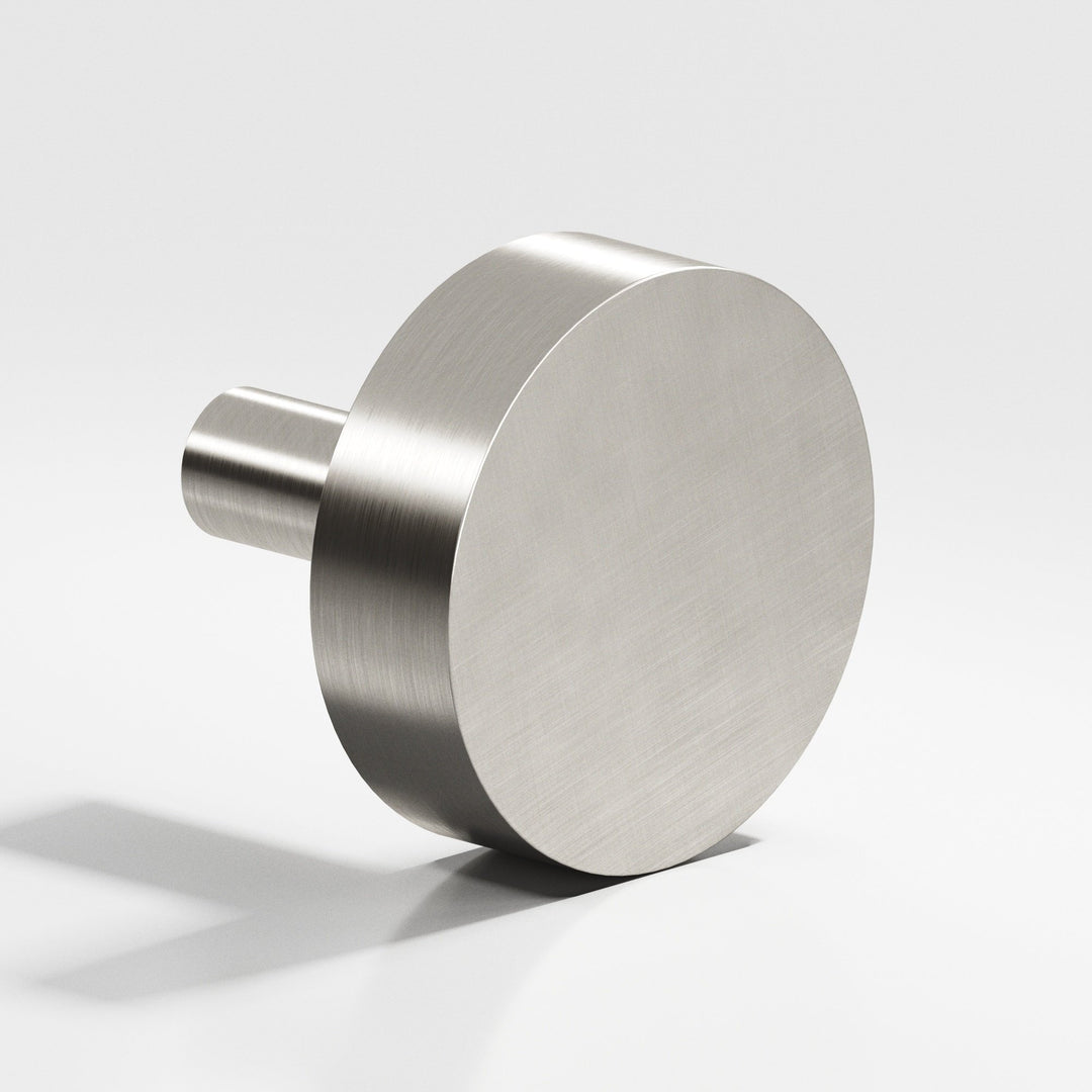 Colonial Bronze 512 Round Cabinet Knob with straight post in Satin Nickel