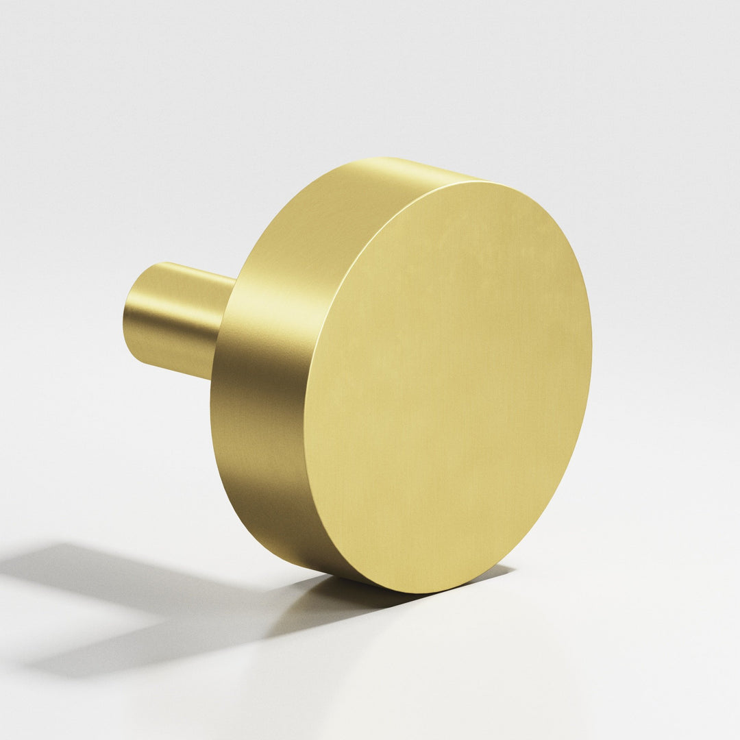 Colonial Bronze 510 Round Cabinet Knob with straight post in Matte Satin Brass