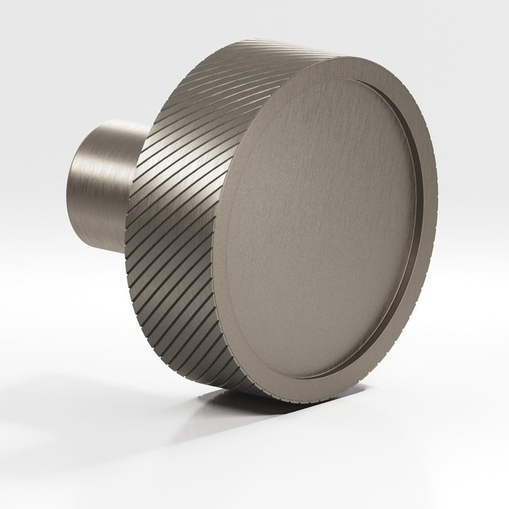 Colonial Bronze 591 Round single-knurled sandwich Cabinet Knob in Matte Pewter