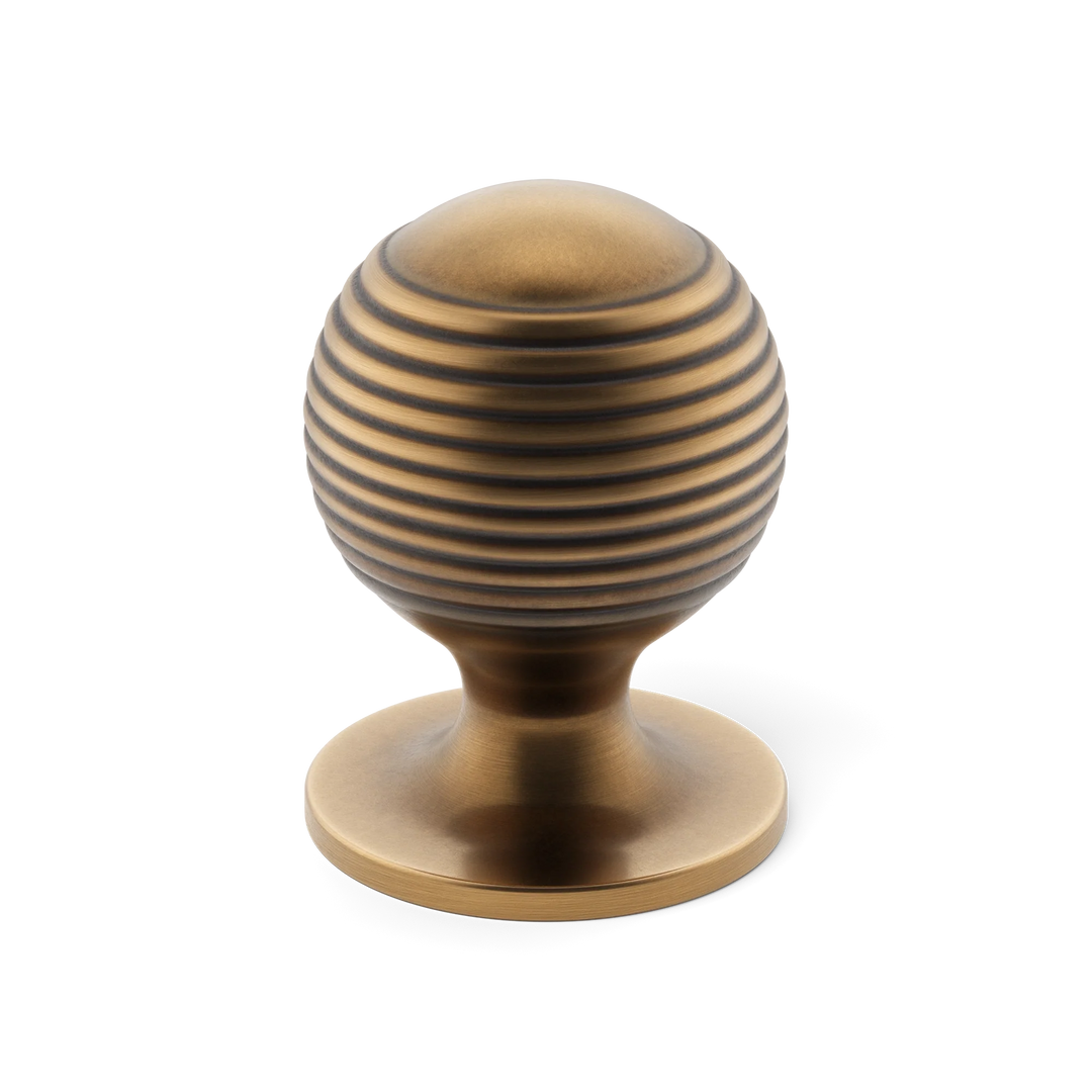 Armac Martin - Merrick Reeded Knob