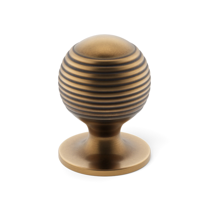 Armac Martin - Merrick Reeded Knob