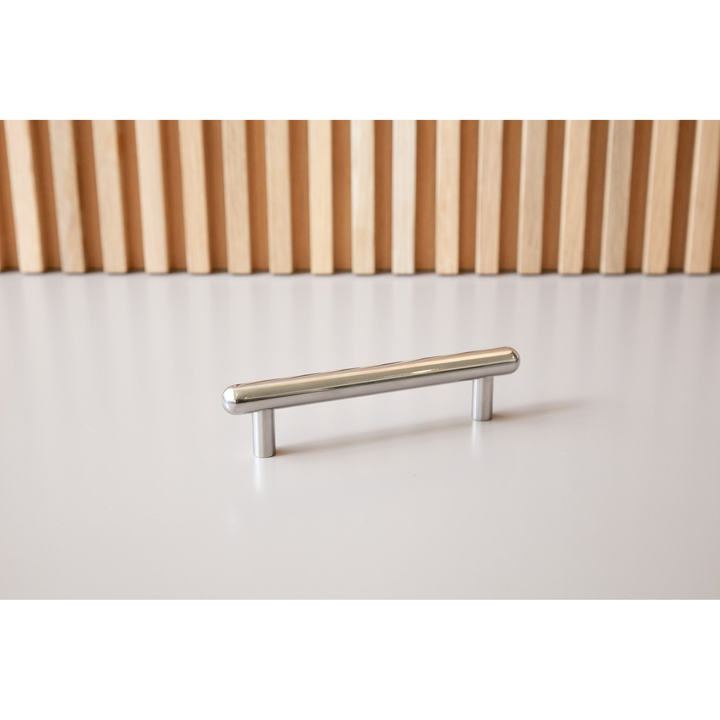 Chapman & Bose - RAW BRASS (UNLACQUERED) MINERAL BAR PULL