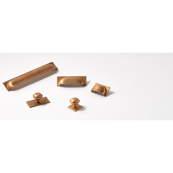 Armac Martin - Queslett Knob On Square Backplate