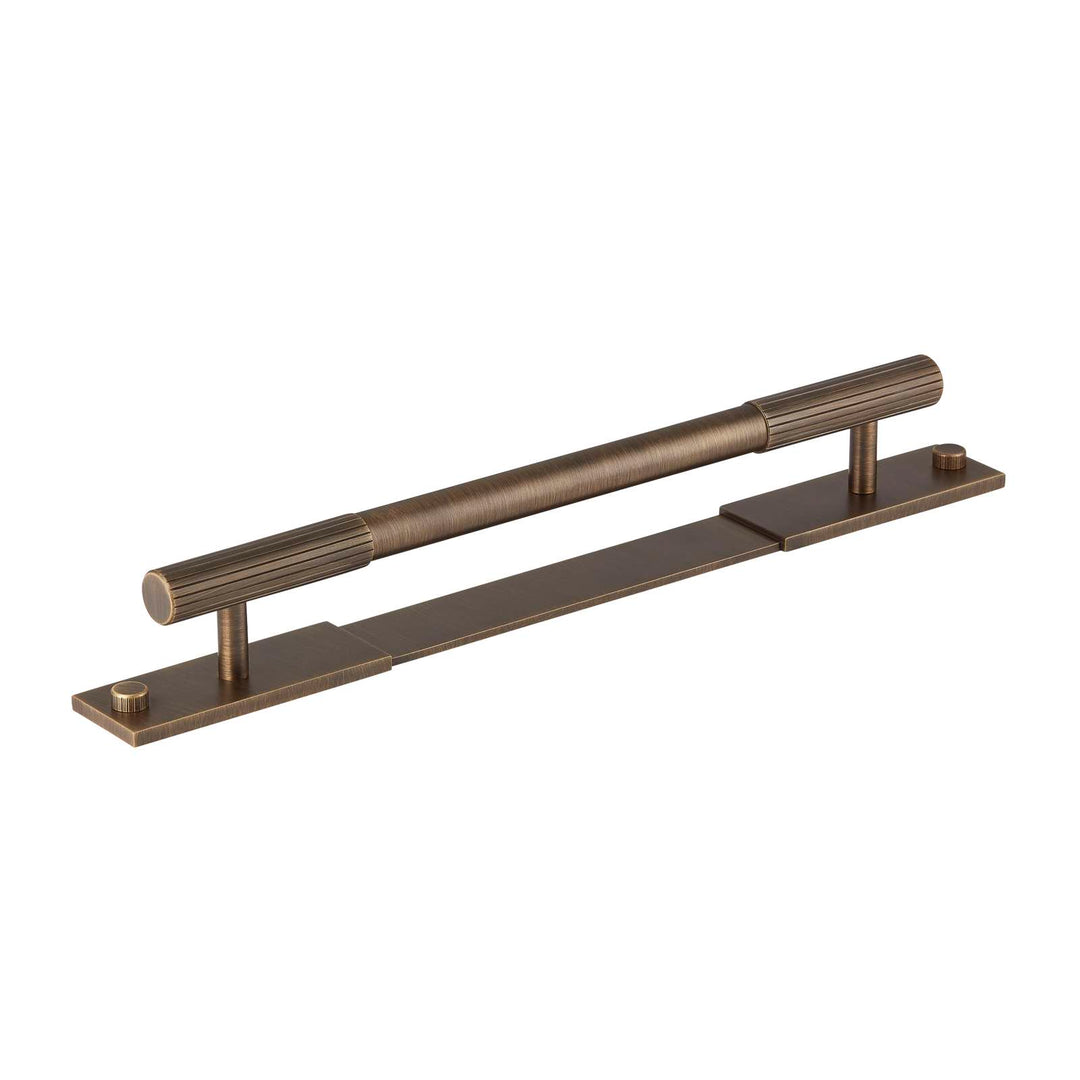 Armac Martin - Mix Handle Straight Knurl With Back Plate