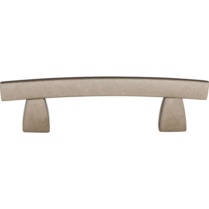 Top Knobs - Arched Pull