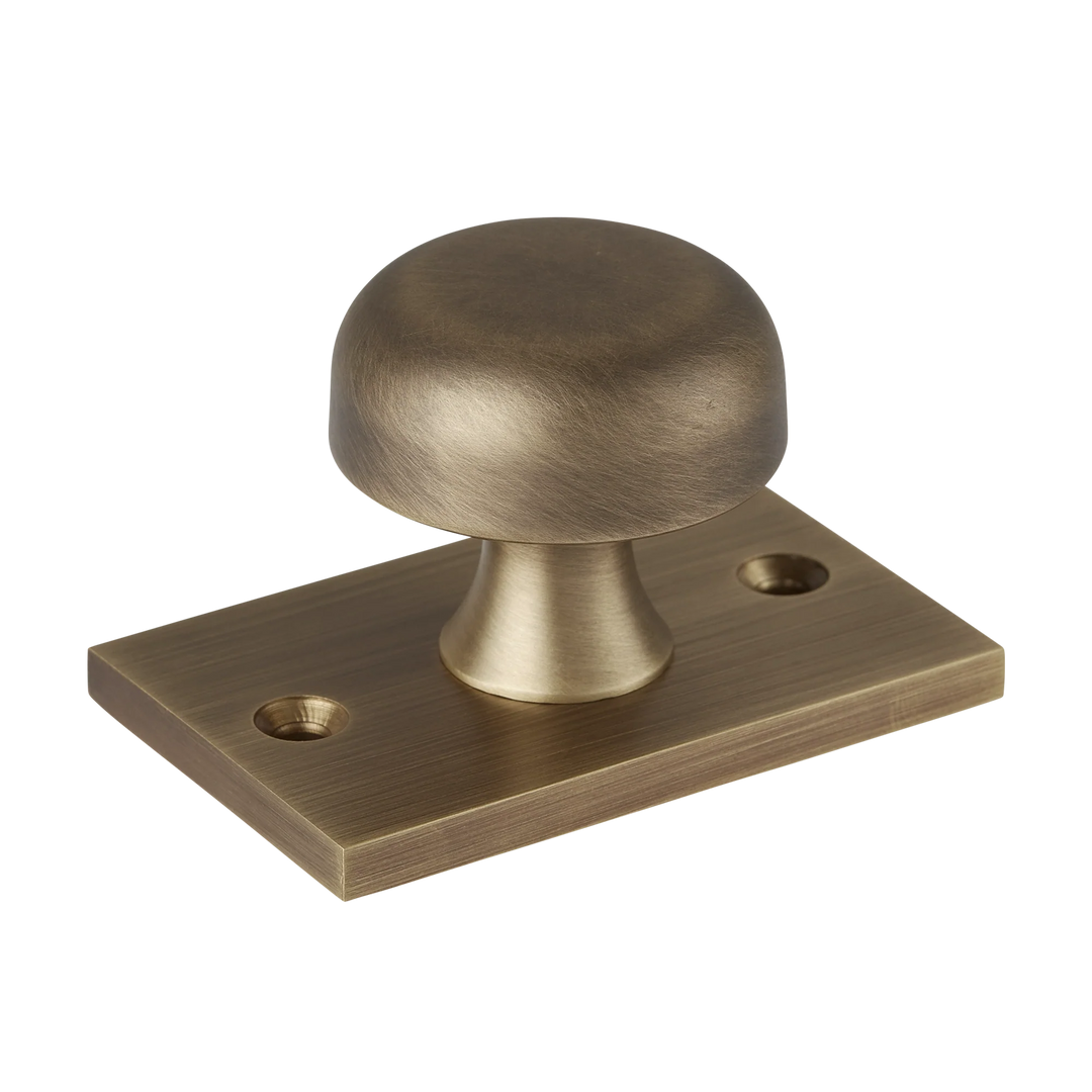 Armac Martin - Washwood Knob